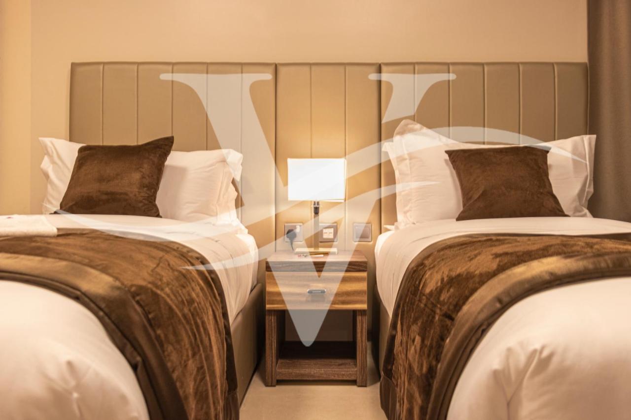 Viola Hotel Apartments Sharjah Exteriör bild